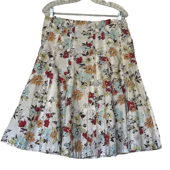 CAbi Palapa Skirt Cotton A-Line White Multi Floral‎ Swing Not-Lined Size 8 - Picture 1 of 7